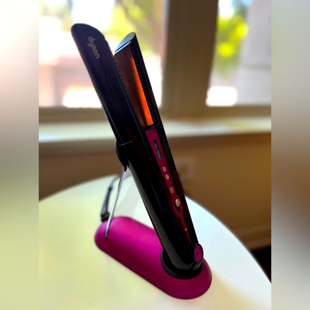 Dyson Corrale hair straightener fushia pink